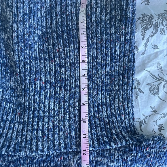 Wool Blend Chunky Boxy Knit Turtleneck Sweater - Picture 7 of 9